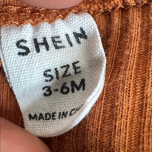 SHEIN Rust Ribbed Baby One-Piece - Picture 2 of 2